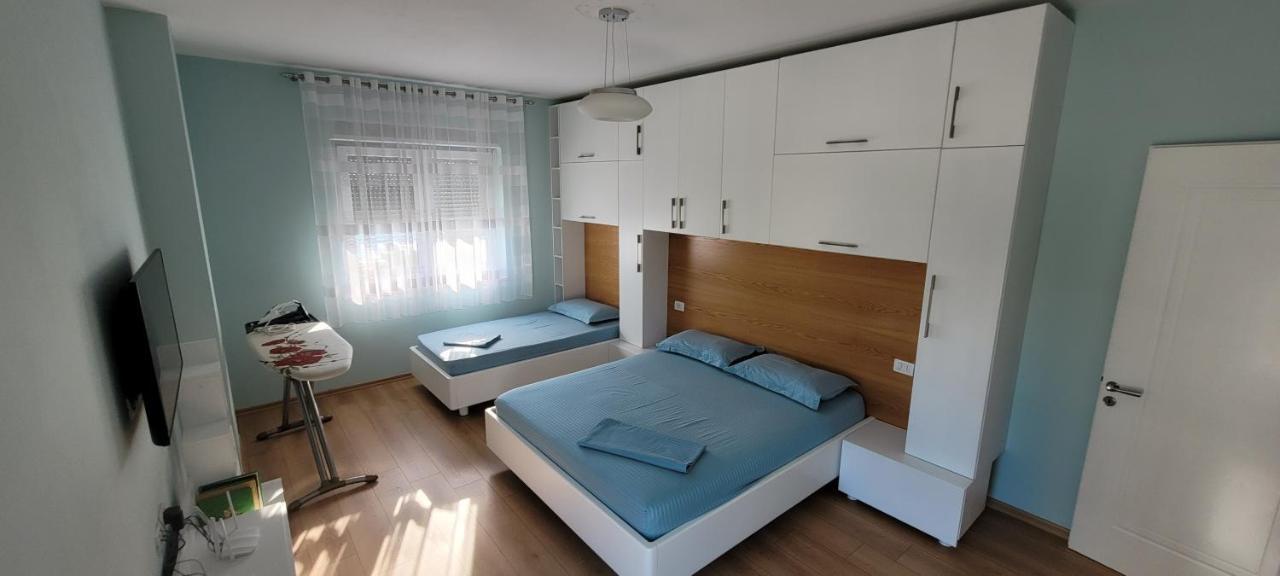 Sea View New Apartment Durrës Buitenkant foto