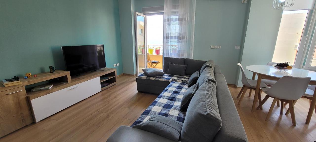 Sea View New Apartment Durrës Buitenkant foto