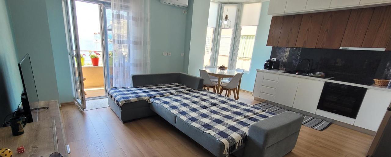 Sea View New Apartment Durrës Buitenkant foto